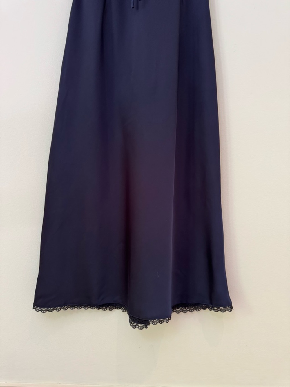 NWT bohme Wrenna Satin Maxi Dress Navy Lace-Trim Maxi Dress, Size M - Picture 13 of 15